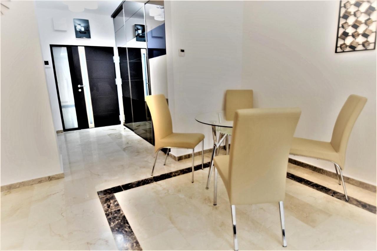 Apartament Sara Mamaia In Luxury Vila Sophia 3 Buitenkant foto