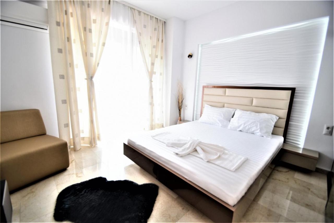 Apartament Sara Mamaia In Luxury Vila Sophia 3 Buitenkant foto