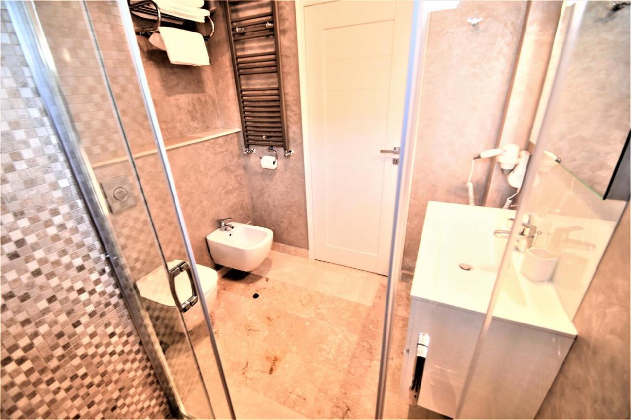 Apartament Sara Mamaia In Luxury Vila Sophia 3 Buitenkant foto
